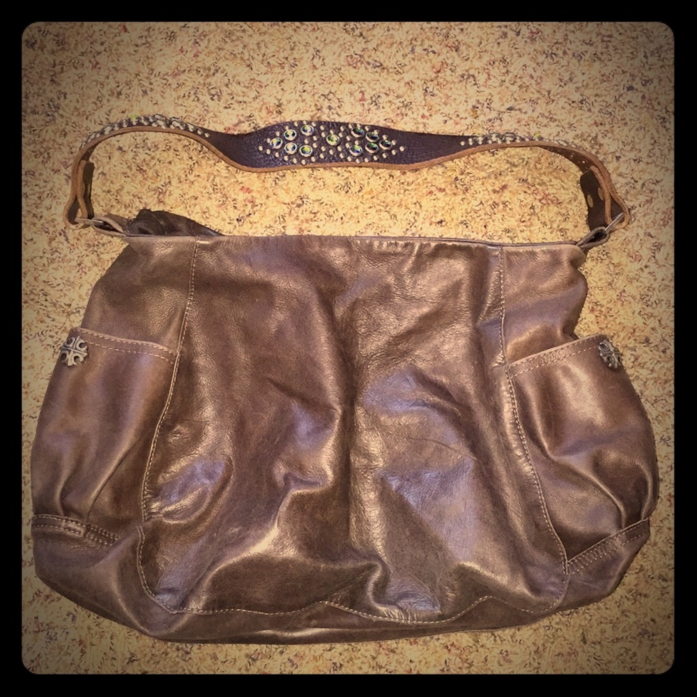 Tylie Malibu leather shoulder bag